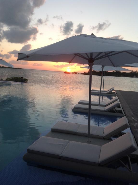 Mayan Islands Resort: Luxury Villas San Pedro  Exterior photo