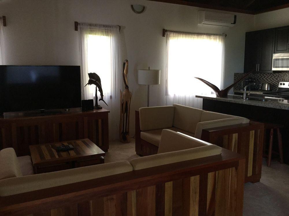 Mayan Islands Resort: Luxury Villas San Pedro  Exterior photo